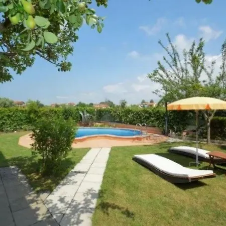 Ein Im Zweirosen By Interhome Fažana