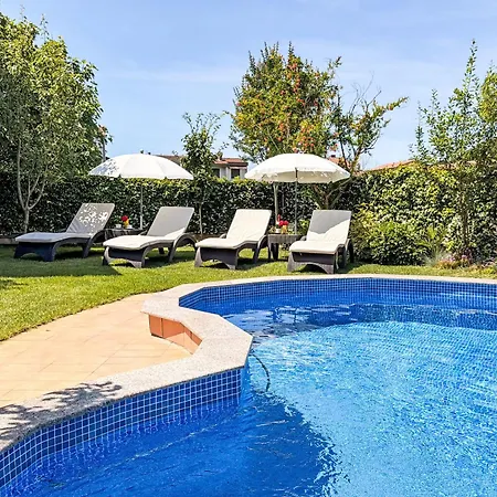 Ein Im Zweirosen By Interhome Apartman *