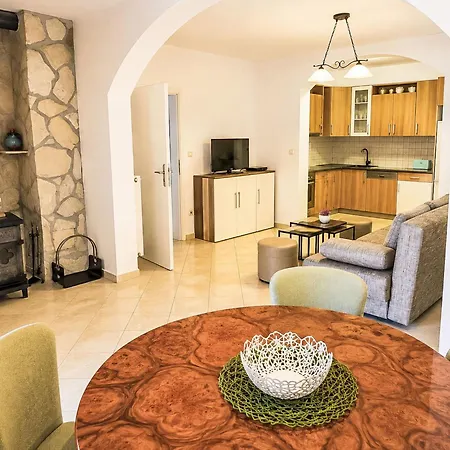 Ein Im Zweirosen By Interhome فاجانا
